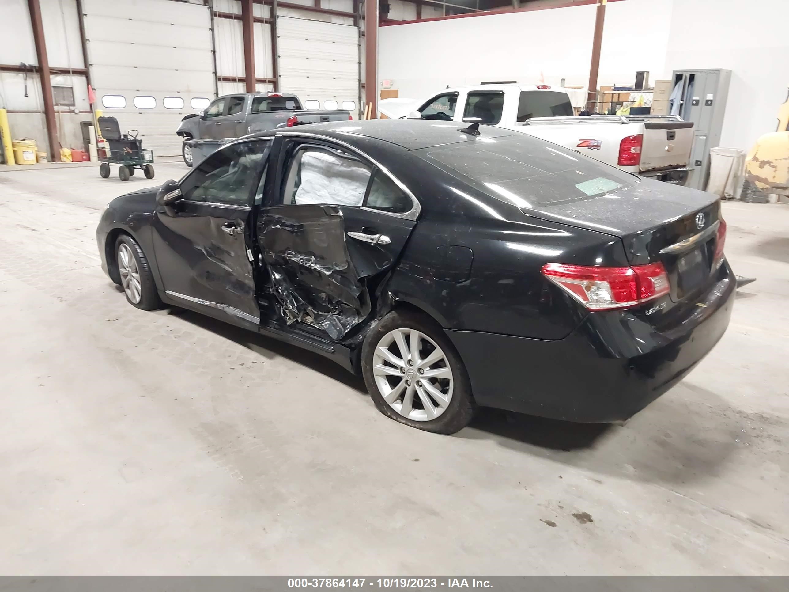 Photo 2 VIN: JTHBK1EG4A2356230 - LEXUS ES 