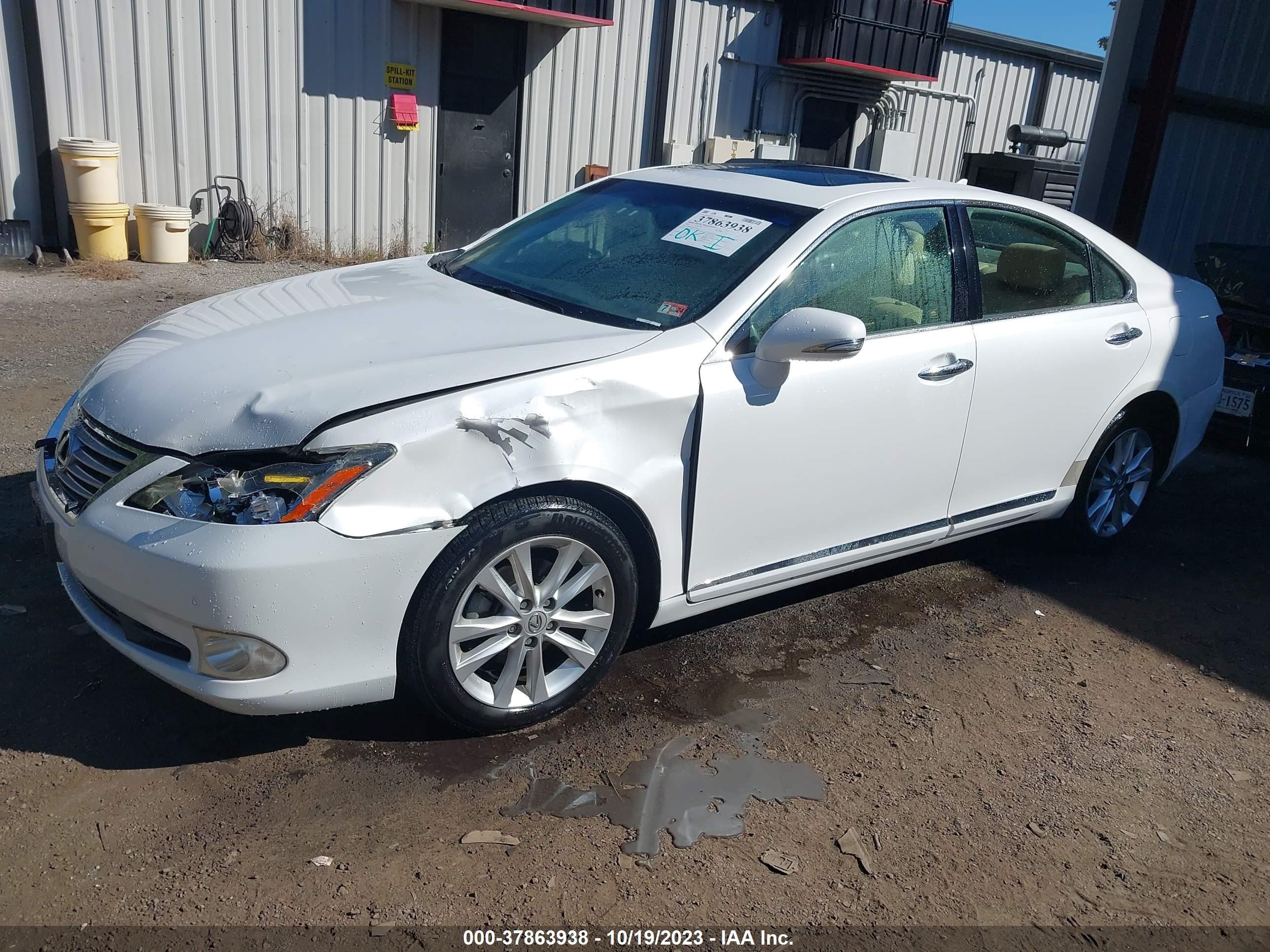 Photo 1 VIN: JTHBK1EG4A2407547 - LEXUS ES 