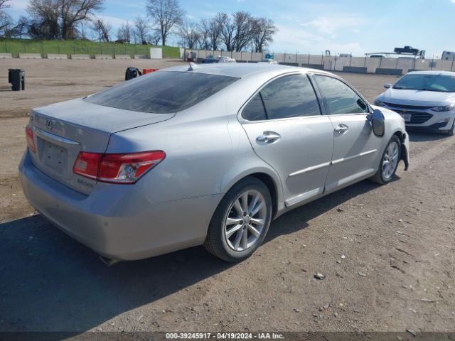 Photo 3 VIN: JTHBK1EG4B2441652 - LEXUS ES 