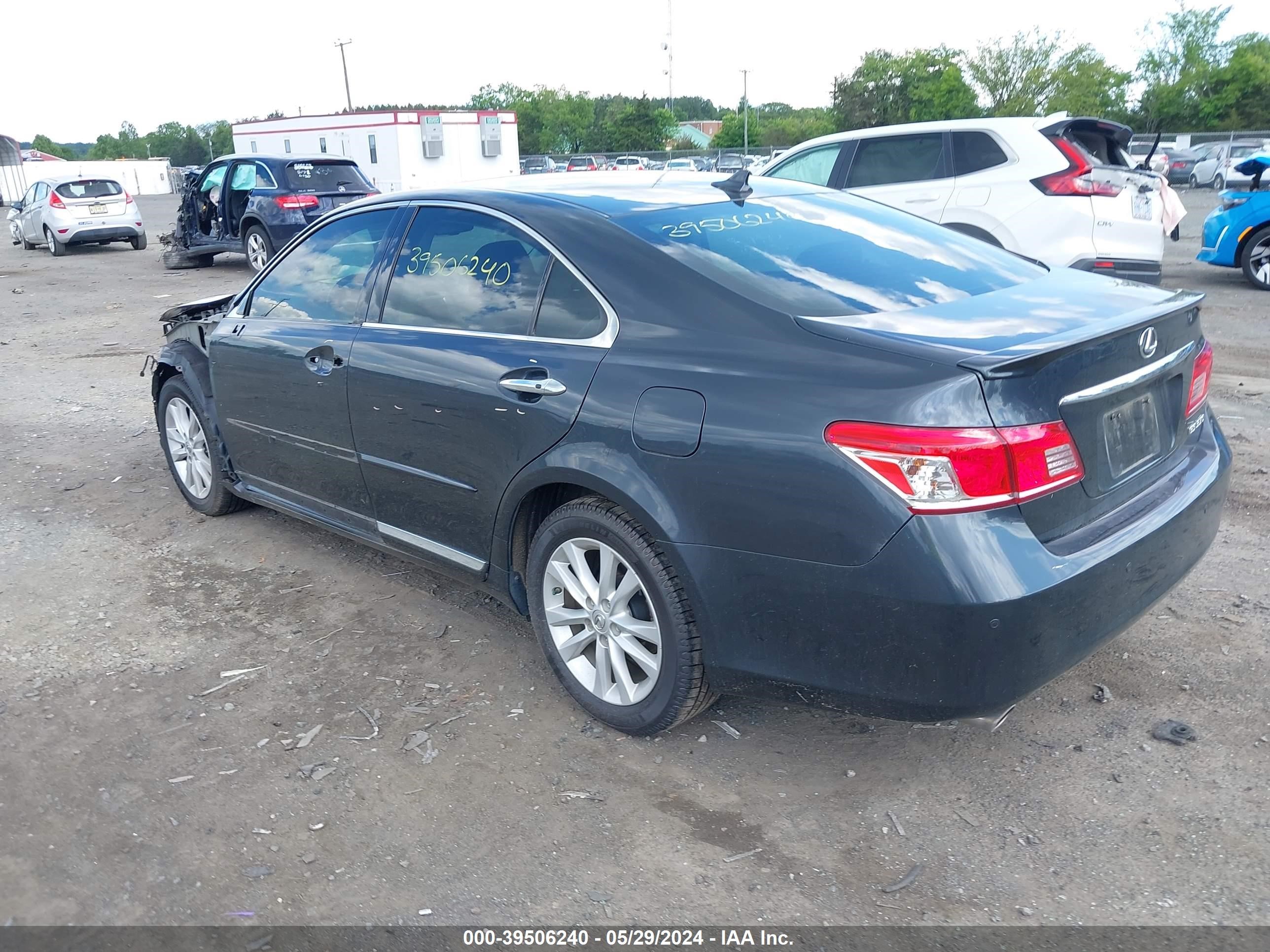 Photo 2 VIN: JTHBK1EG4B2464459 - LEXUS ES 