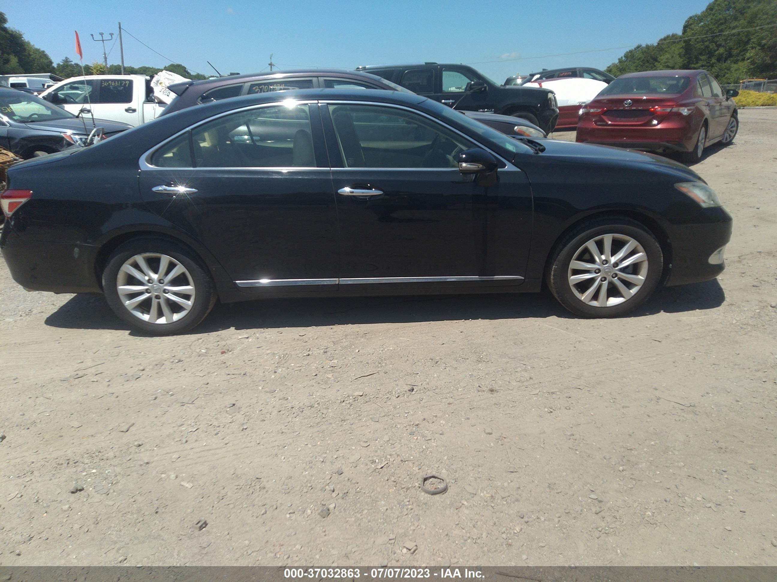 Photo 12 VIN: JTHBK1EG4C2507862 - LEXUS ES 