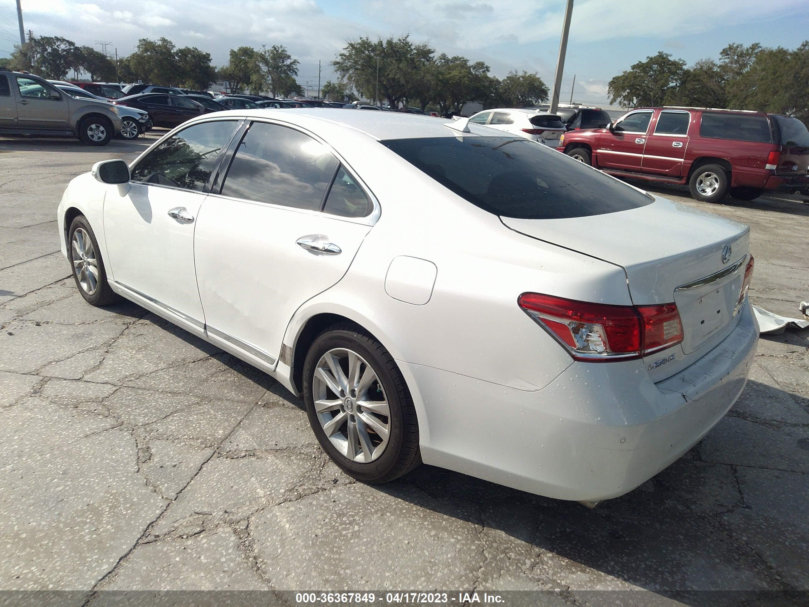 Photo 2 VIN: JTHBK1EG5A2406519 - LEXUS ES 