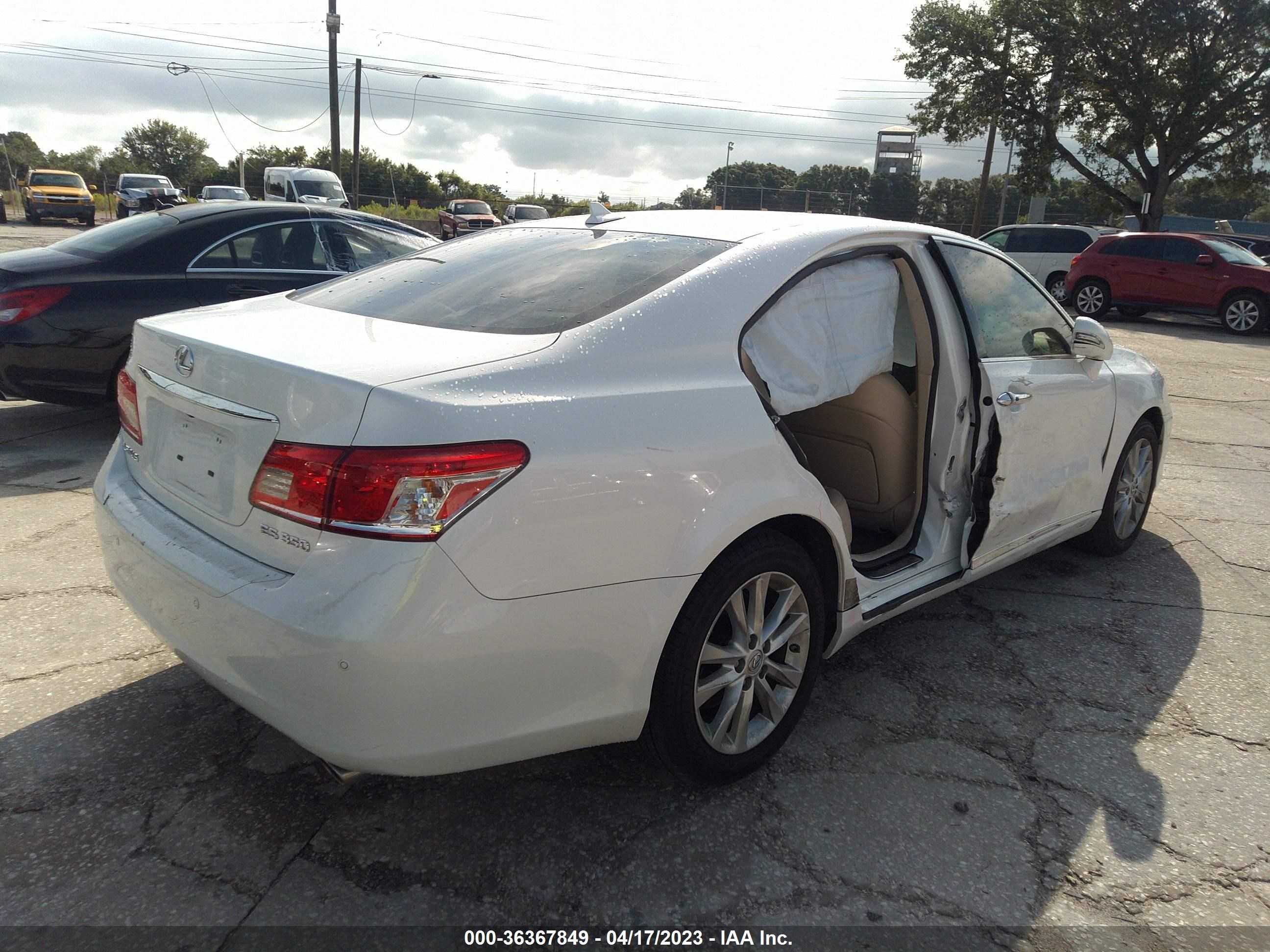 Photo 3 VIN: JTHBK1EG5A2406519 - LEXUS ES 