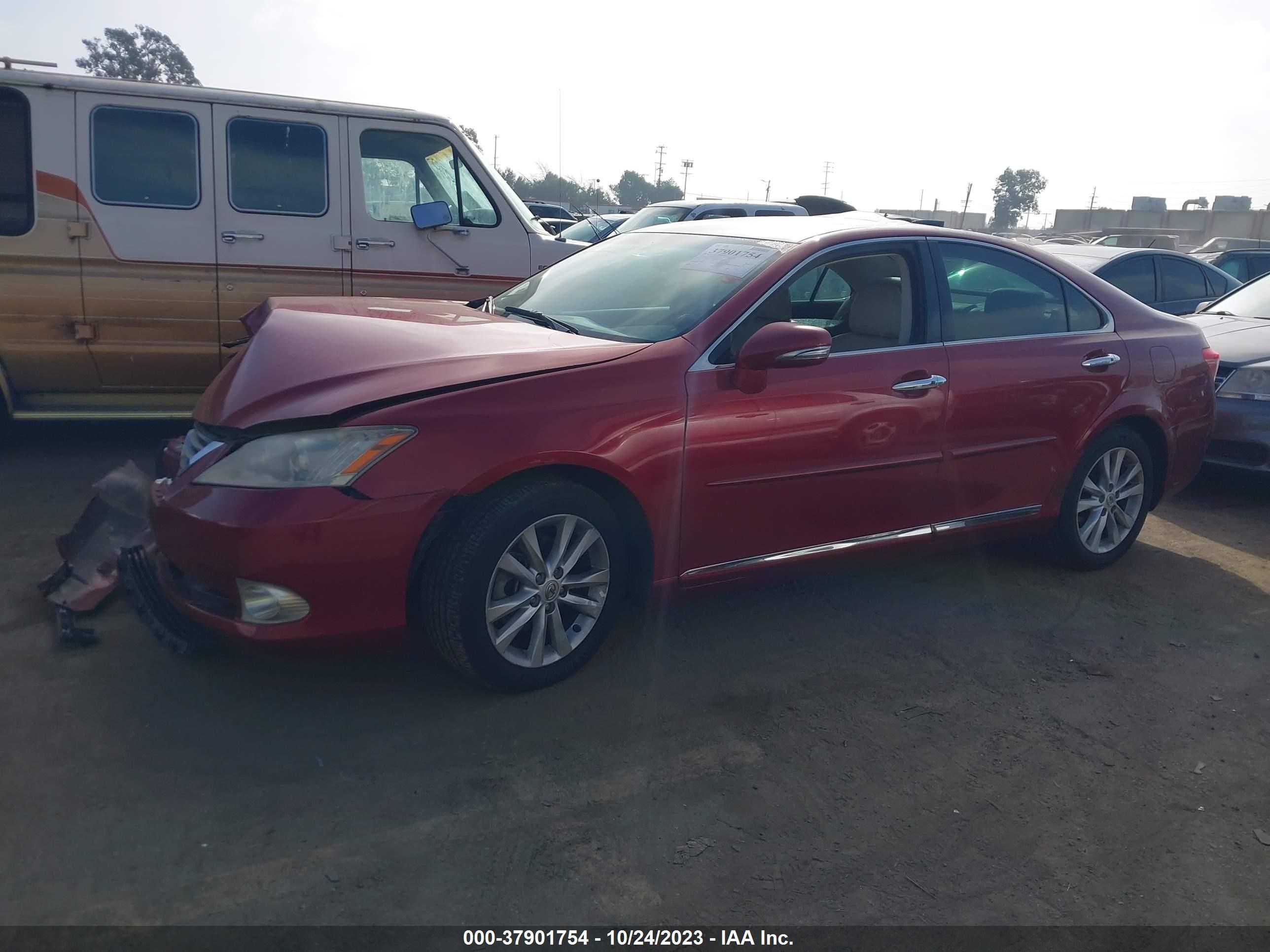 Photo 1 VIN: JTHBK1EG5B2439750 - LEXUS ES 