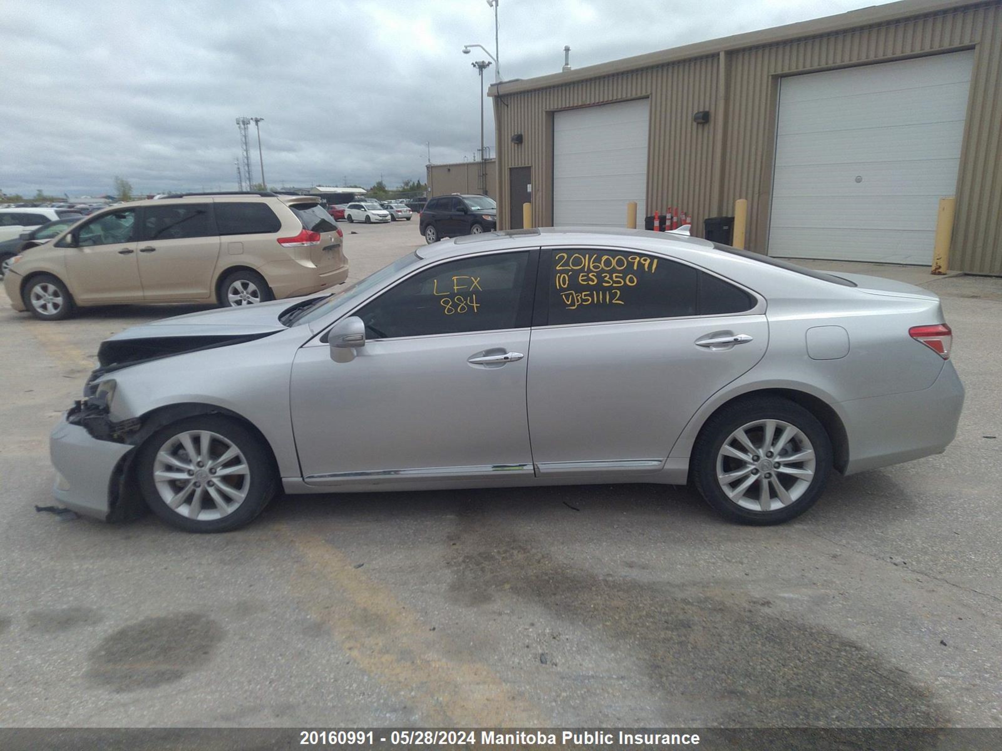 Photo 13 VIN: JTHBK1EG6A2351112 - LEXUS ES 