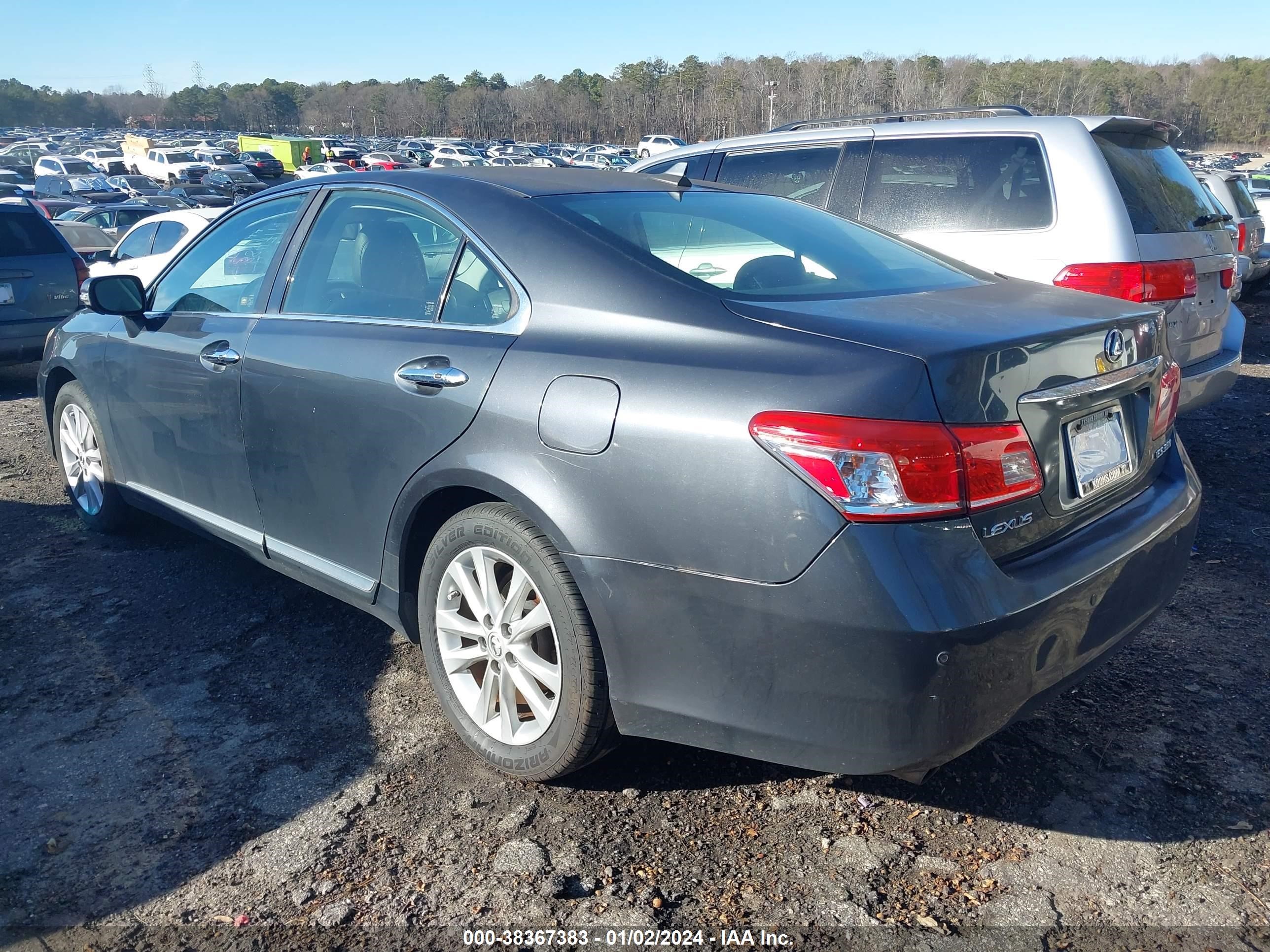 Photo 2 VIN: JTHBK1EG6A2384711 - LEXUS ES 