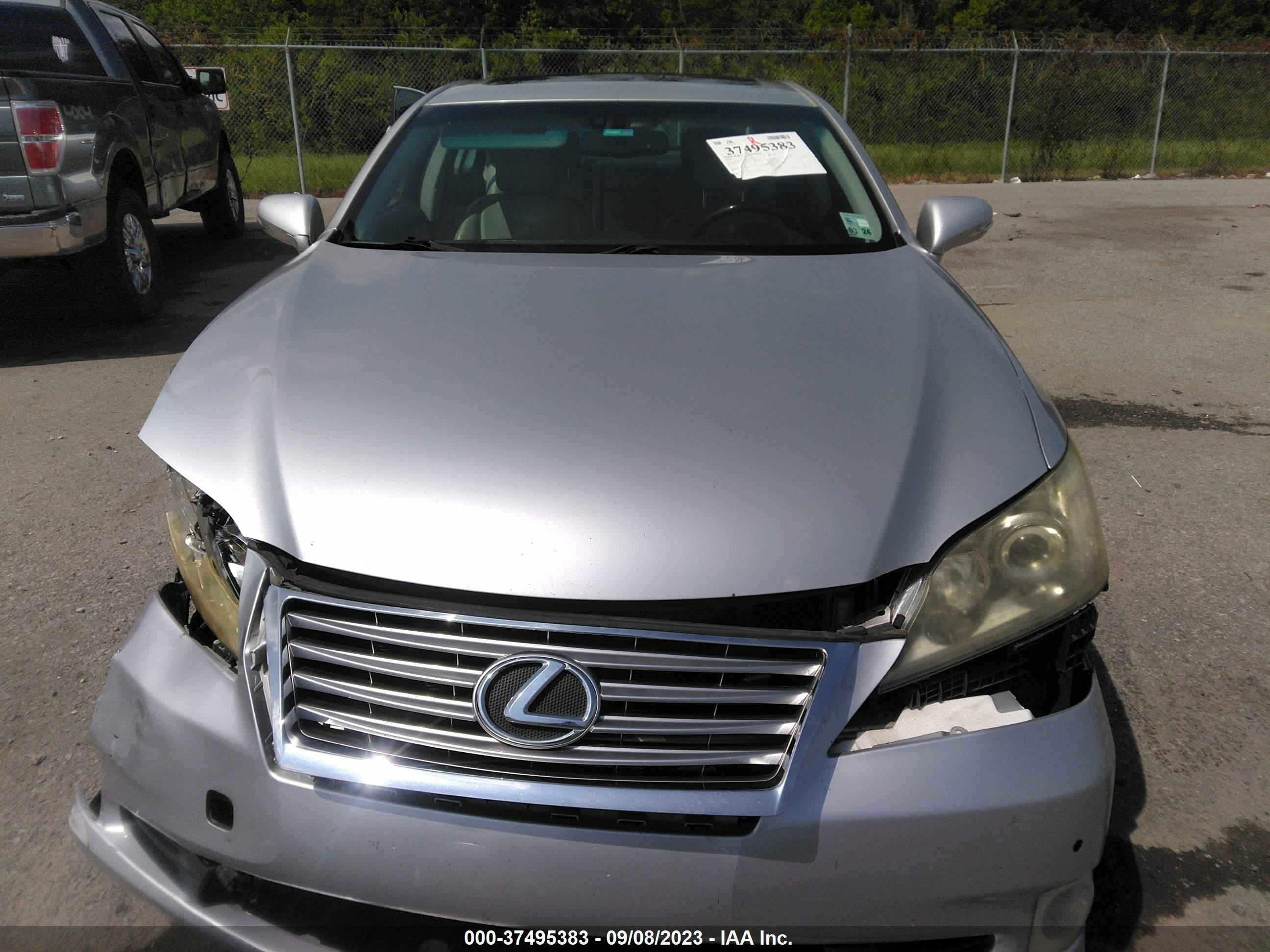 Photo 11 VIN: JTHBK1EG6A2398494 - LEXUS ES 