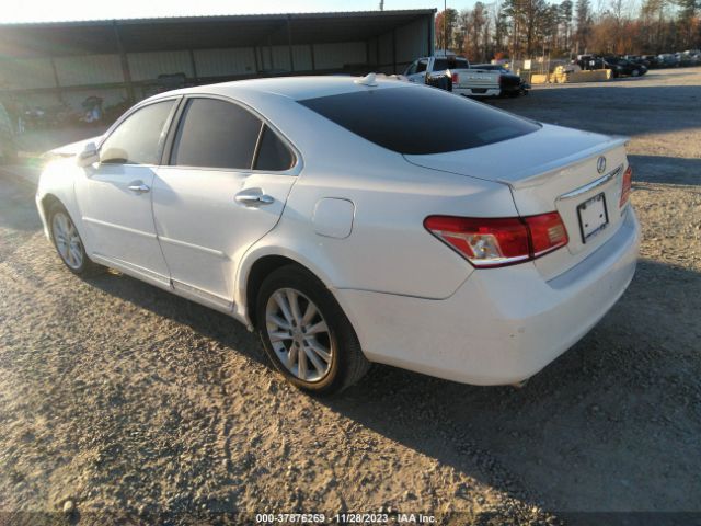 Photo 2 VIN: JTHBK1EG7B2418401 - LEXUS ES 350 