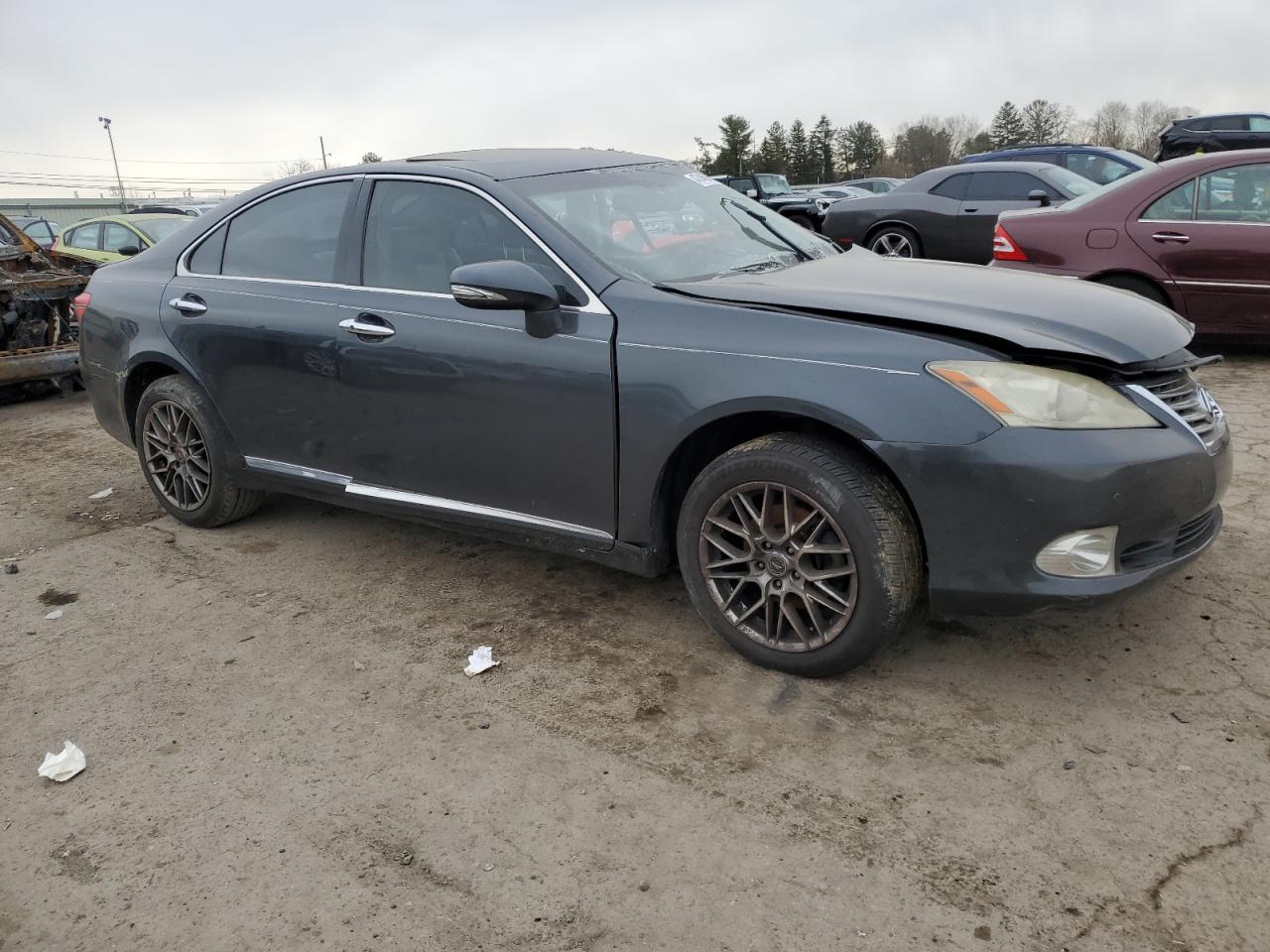 Photo 3 VIN: JTHBK1EG8A2343237 - LEXUS ES 