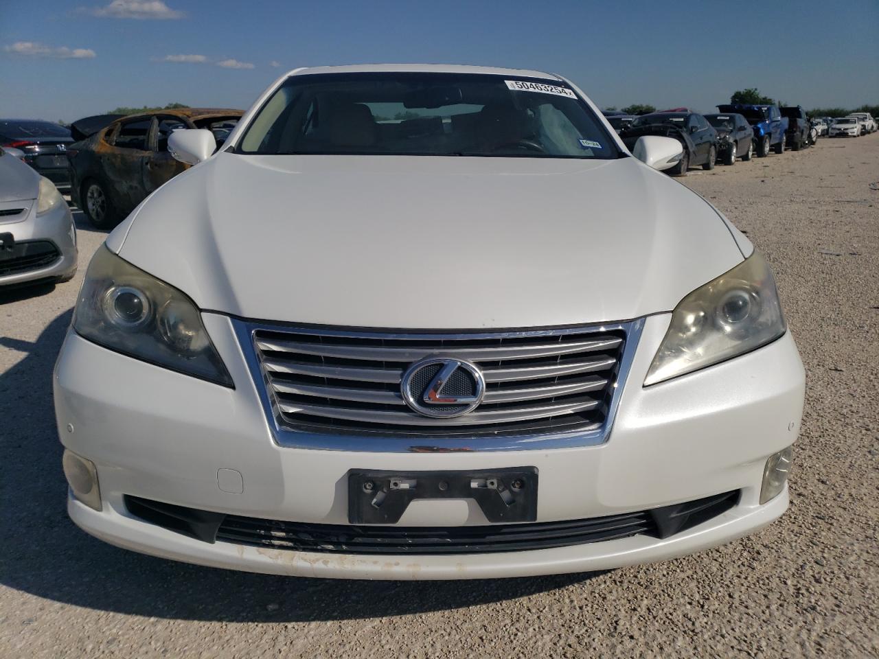 Photo 4 VIN: JTHBK1EG8A2348986 - LEXUS ES 