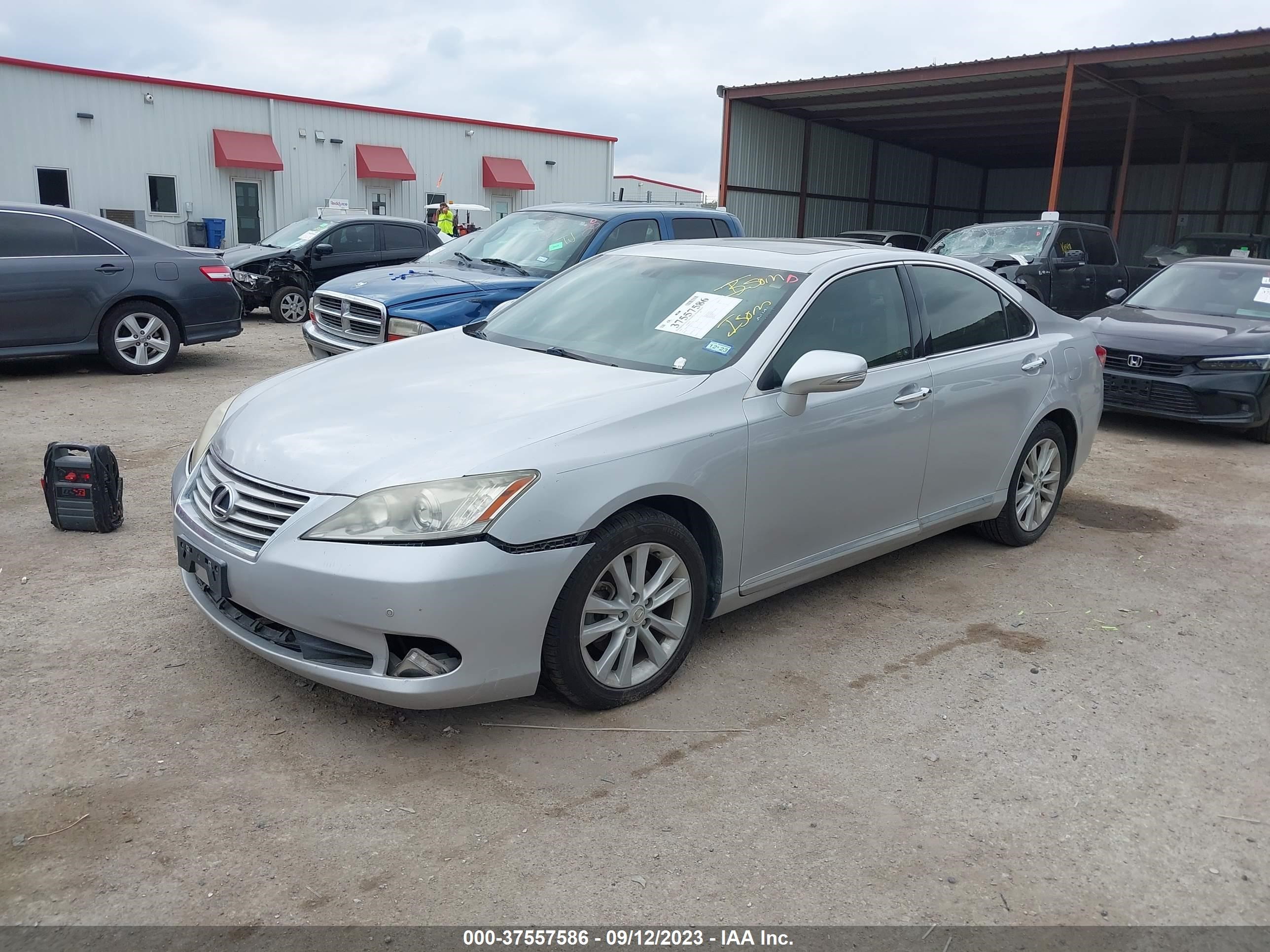 Photo 1 VIN: JTHBK1EG8A2373239 - LEXUS ES 