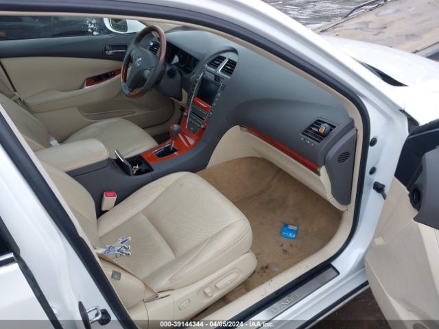 Photo 4 VIN: JTHBK1EG8A2379638 - LEXUS ES 350 