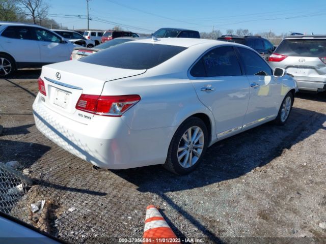 Photo 3 VIN: JTHBK1EG8B2429634 - LEXUS ES 350 