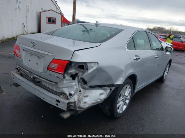 Photo 3 VIN: JTHBK1EG8B2446739 - LEXUS ES 350 