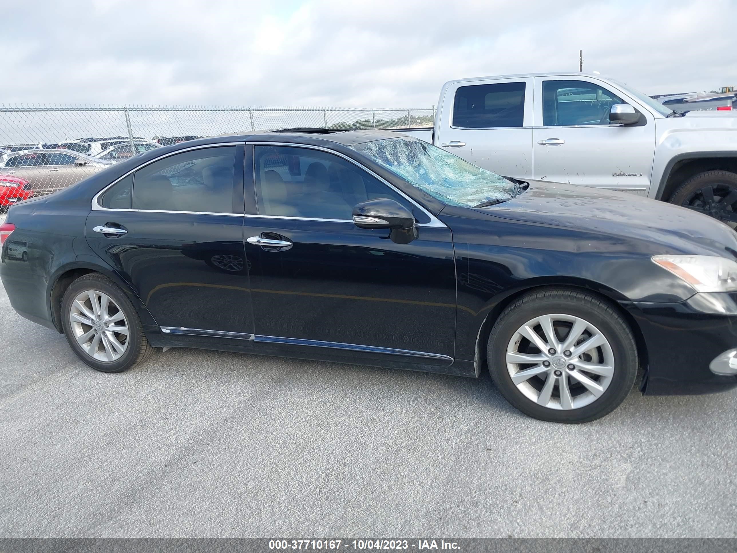 Photo 12 VIN: JTHBK1EG8C2479726 - LEXUS ES 