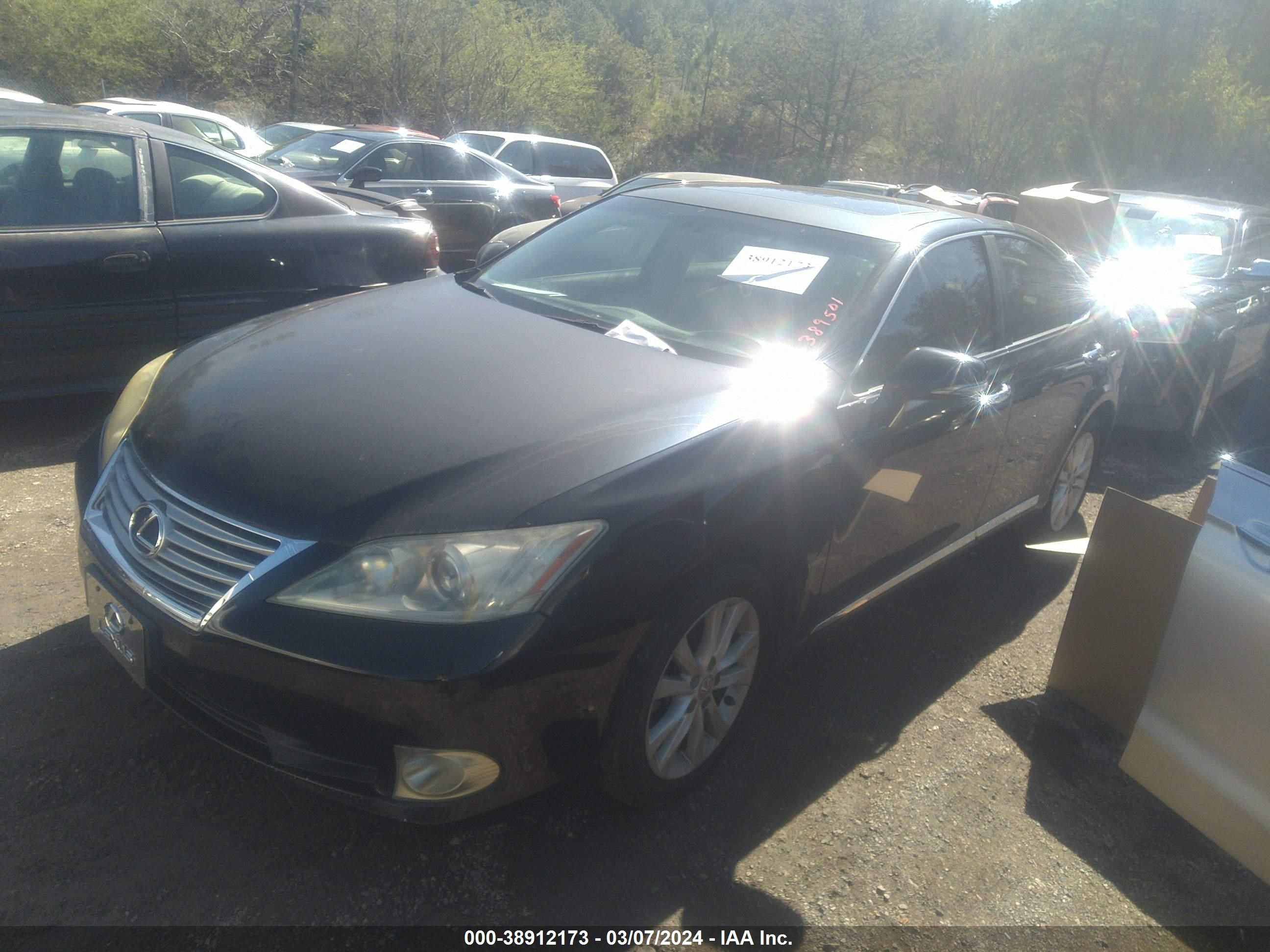 Photo 1 VIN: JTHBK1EG9A2389501 - LEXUS ES 