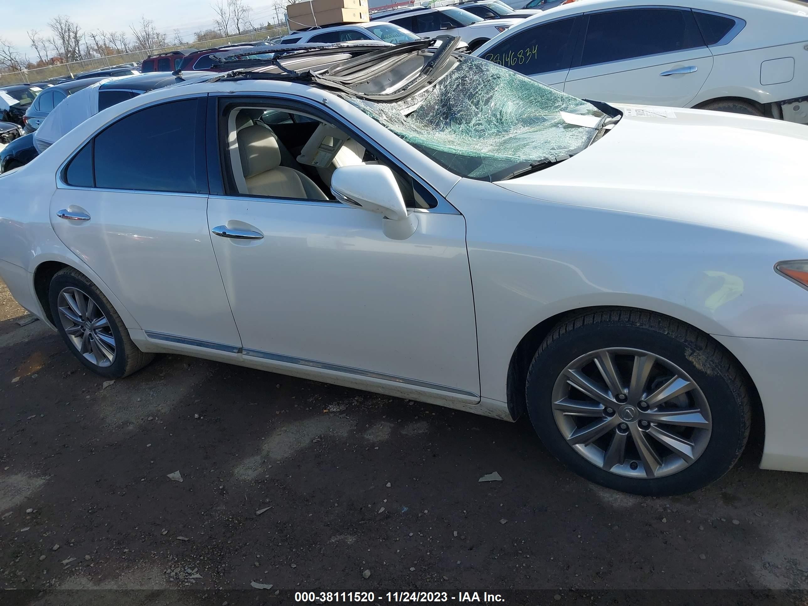 Photo 12 VIN: JTHBK1EGXA2352179 - LEXUS ES 