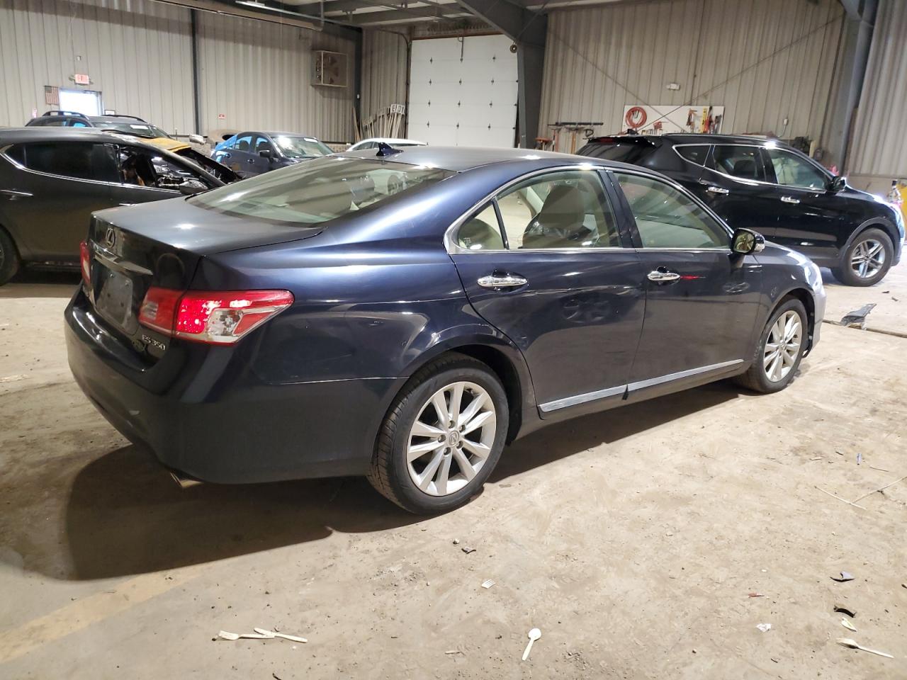 Photo 2 VIN: JTHBK1EGXA2389085 - LEXUS ES 