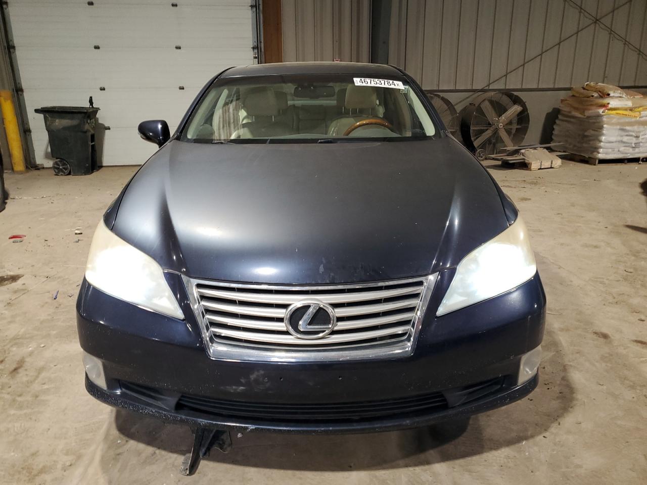 Photo 4 VIN: JTHBK1EGXA2389085 - LEXUS ES 