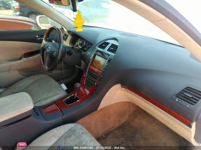 Photo 4 VIN: JTHBK1EGXA2411828 - LEXUS ES 350 