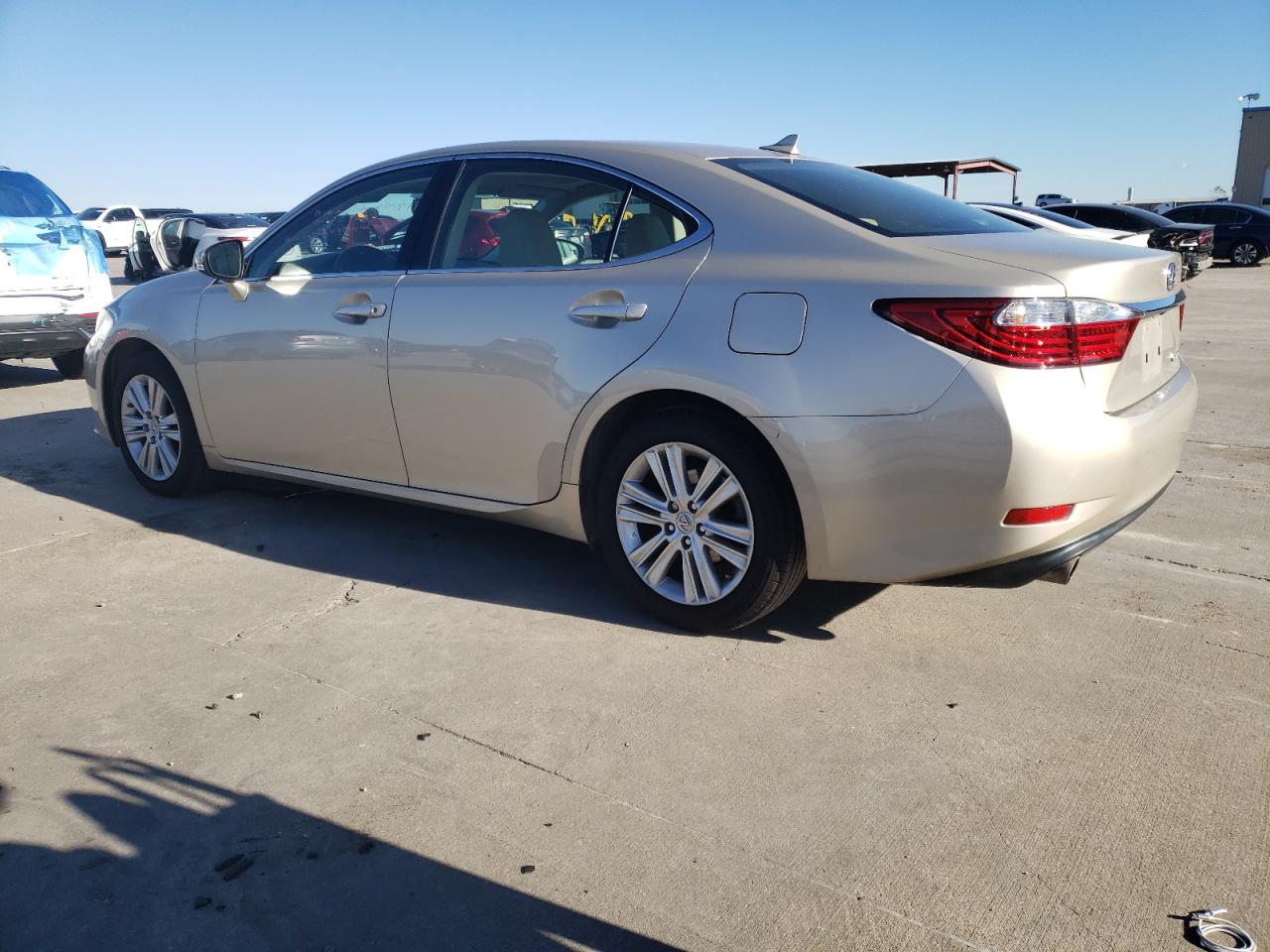 Photo 1 VIN: JTHBK1GG0D2035352 - LEXUS ES 