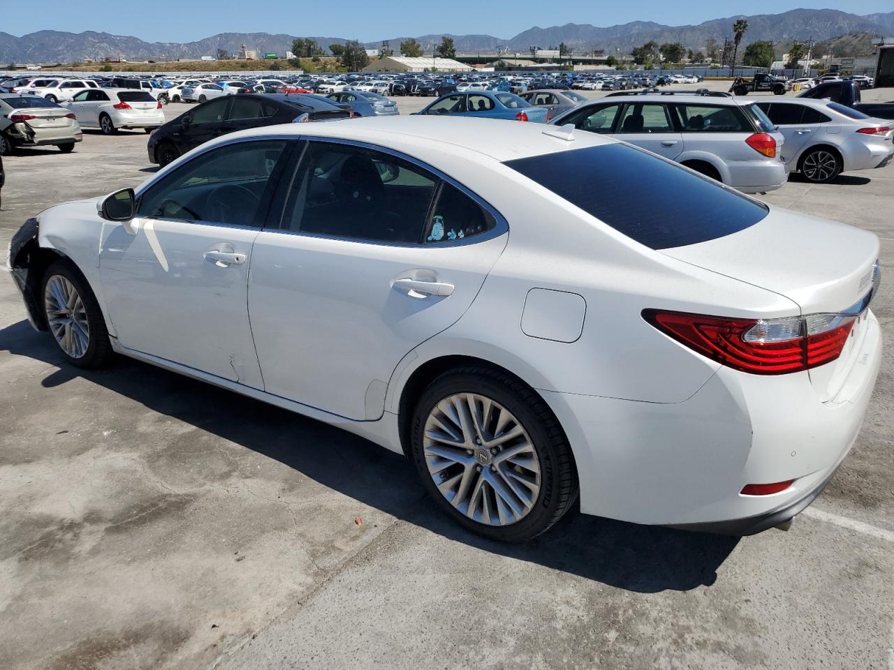 Photo 1 VIN: JTHBK1GG0D2057853 - LEXUS ES 