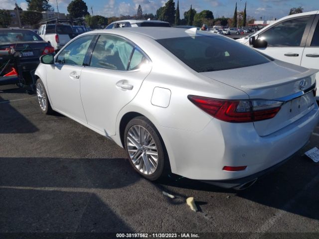 Photo 2 VIN: JTHBK1GG0G2218609 - LEXUS ES 350 