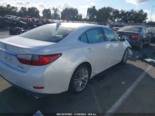 Photo 3 VIN: JTHBK1GG0G2218609 - LEXUS ES 350 