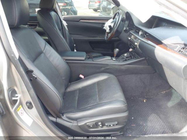 Photo 4 VIN: JTHBK1GG1F2179947 - LEXUS ES 