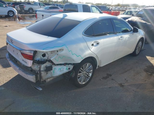 Photo 3 VIN: JTHBK1GG1G2245026 - LEXUS ES 