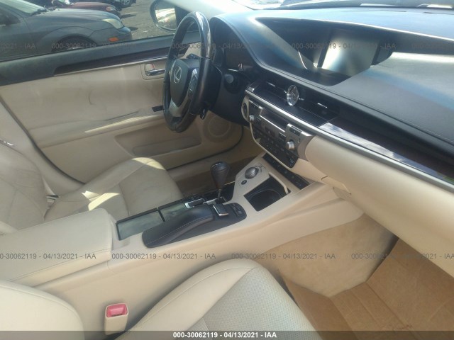 Photo 4 VIN: JTHBK1GG2D2012252 - LEXUS ES 350 