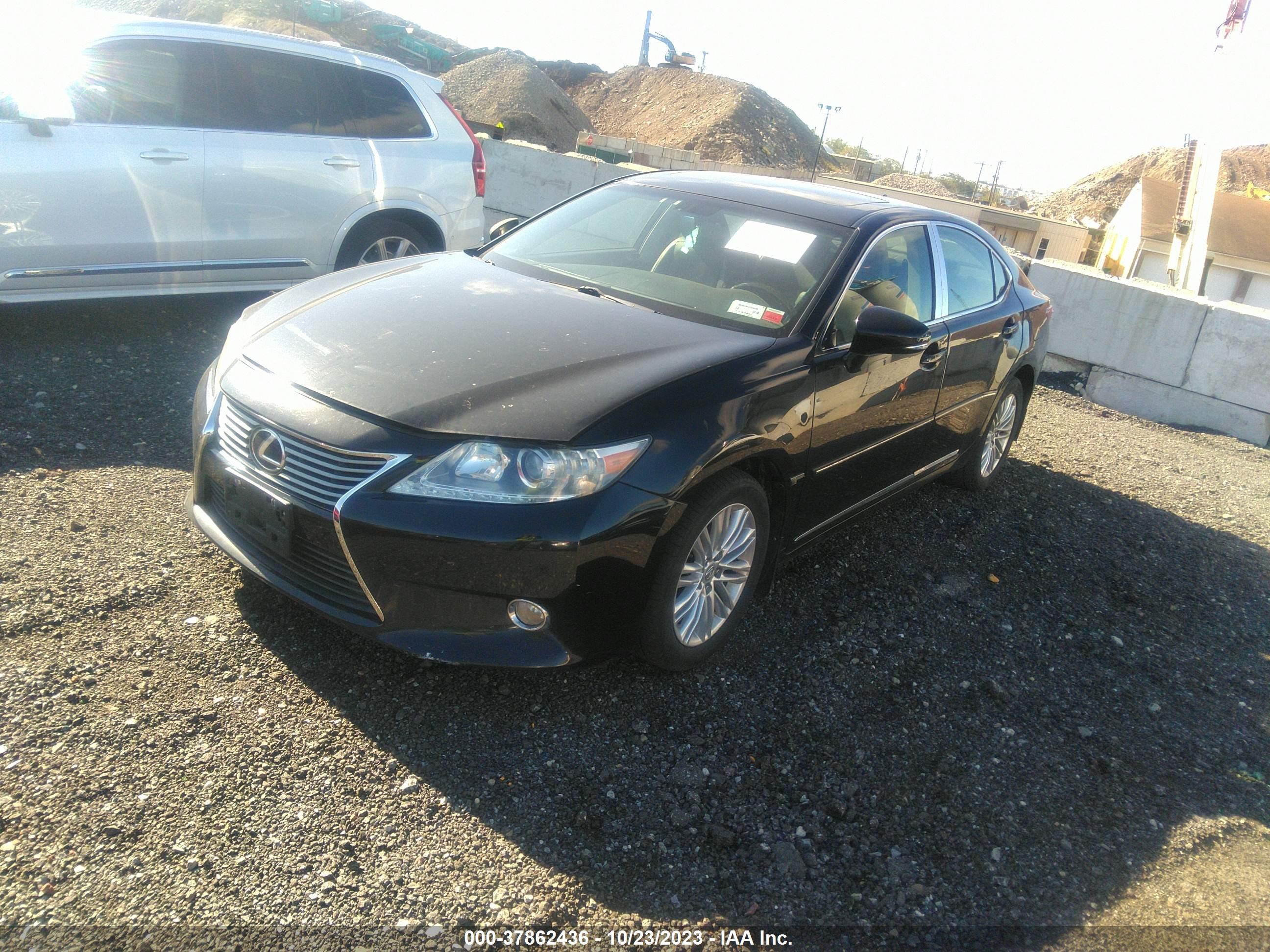 Photo 1 VIN: JTHBK1GG2D2016270 - LEXUS ES 