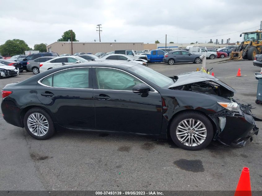 Photo 12 VIN: JTHBK1GG2D2048586 - LEXUS ES 