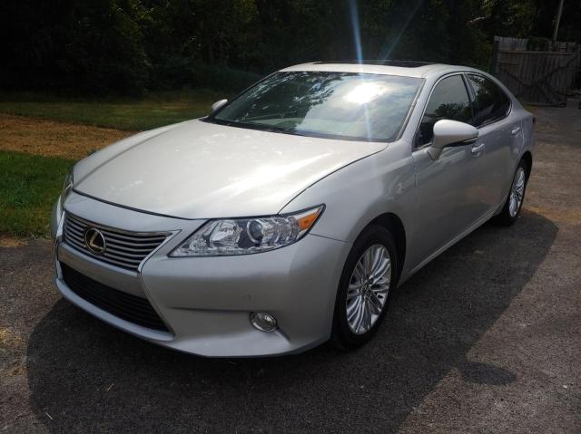 Photo 1 VIN: JTHBK1GG2D2049933 - LEXUS ES 350 