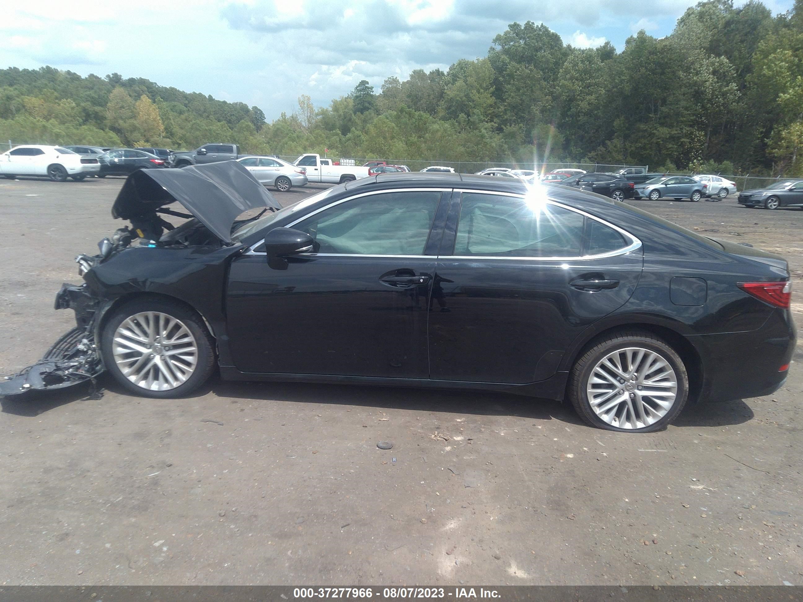 Photo 13 VIN: JTHBK1GG2E2137057 - LEXUS ES 