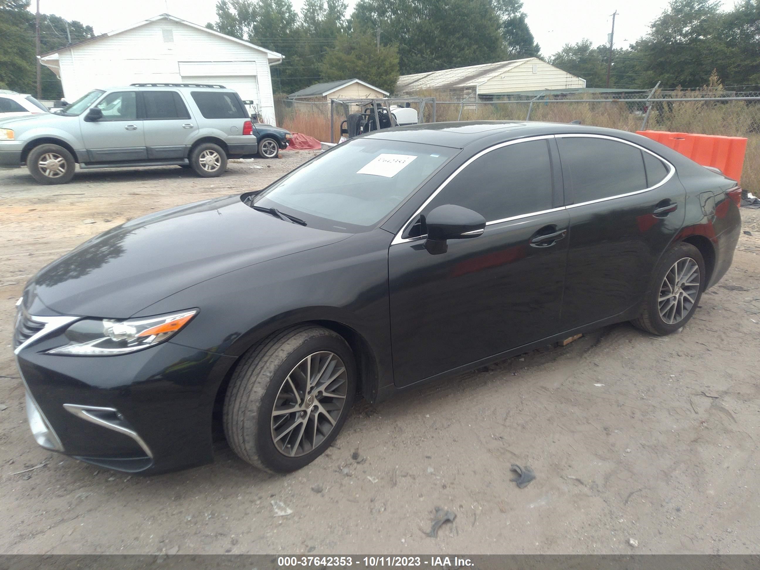 Photo 1 VIN: JTHBK1GG2G2228378 - LEXUS ES 