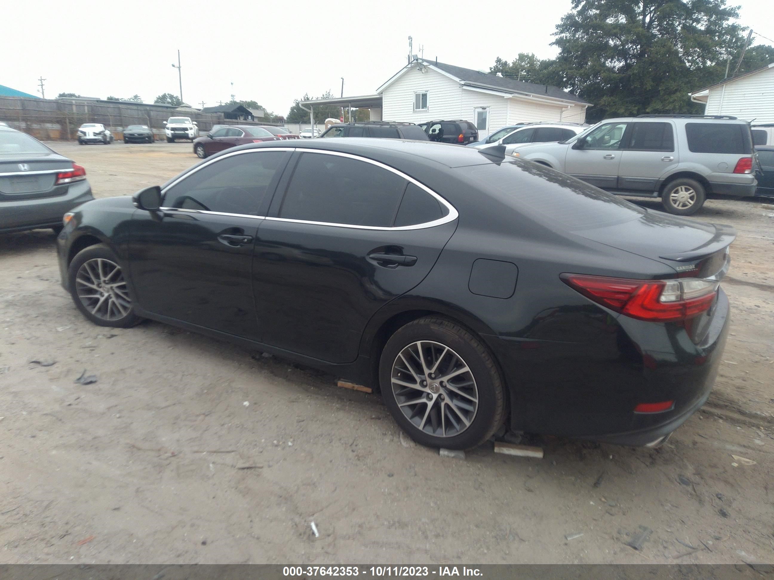 Photo 2 VIN: JTHBK1GG2G2228378 - LEXUS ES 