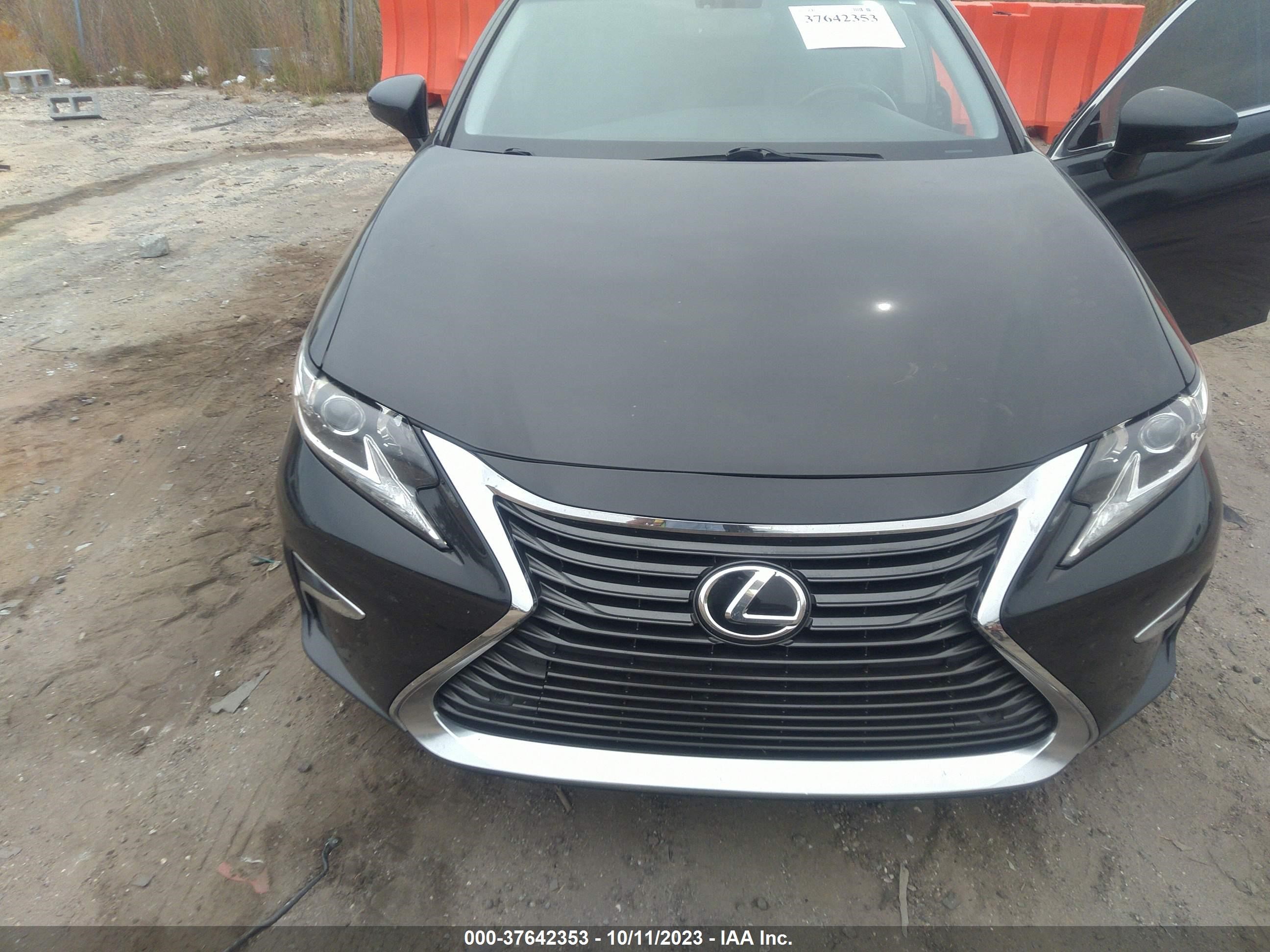 Photo 5 VIN: JTHBK1GG2G2228378 - LEXUS ES 