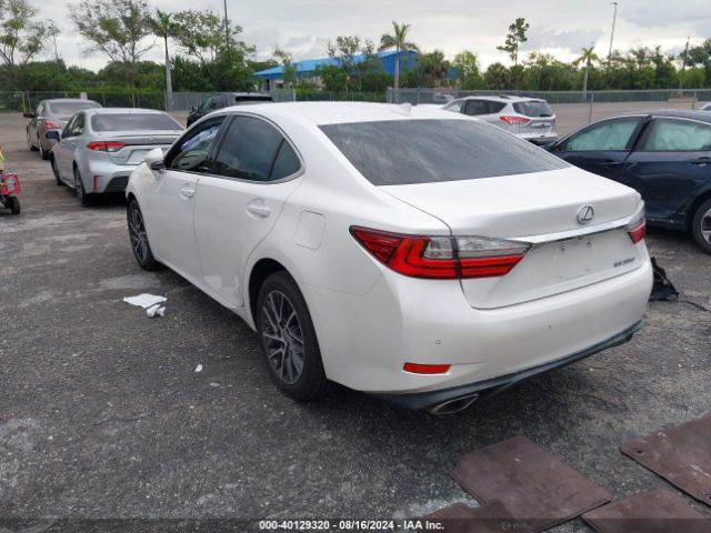 Photo 2 VIN: JTHBK1GG2G2238036 - LEXUS ES 