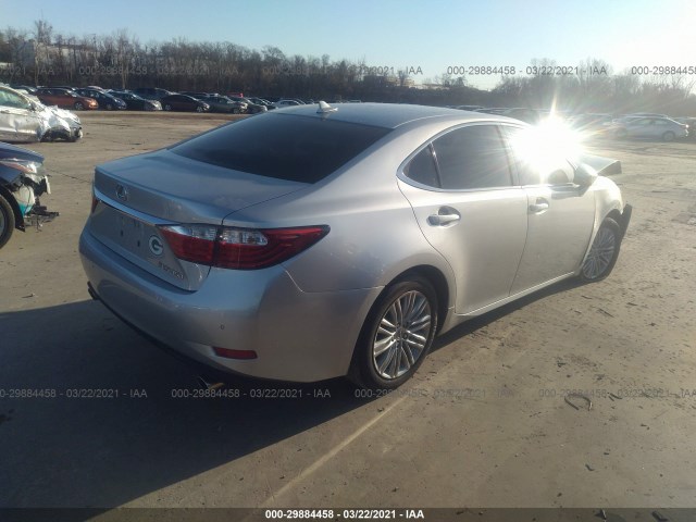 Photo 3 VIN: JTHBK1GG3D2003687 - LEXUS ES 350 