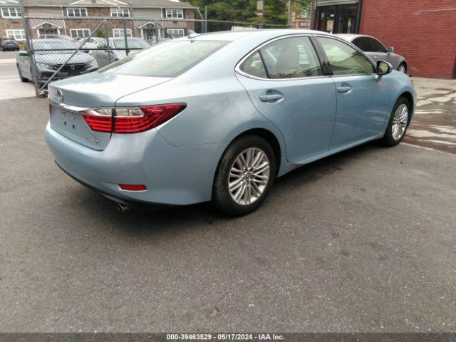 Photo 3 VIN: JTHBK1GG3D2013104 - LEXUS ES 350 