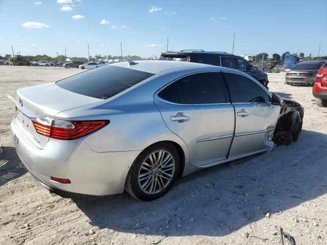 Photo 2 VIN: JTHBK1GG3D2024930 - LEXUS ES350 