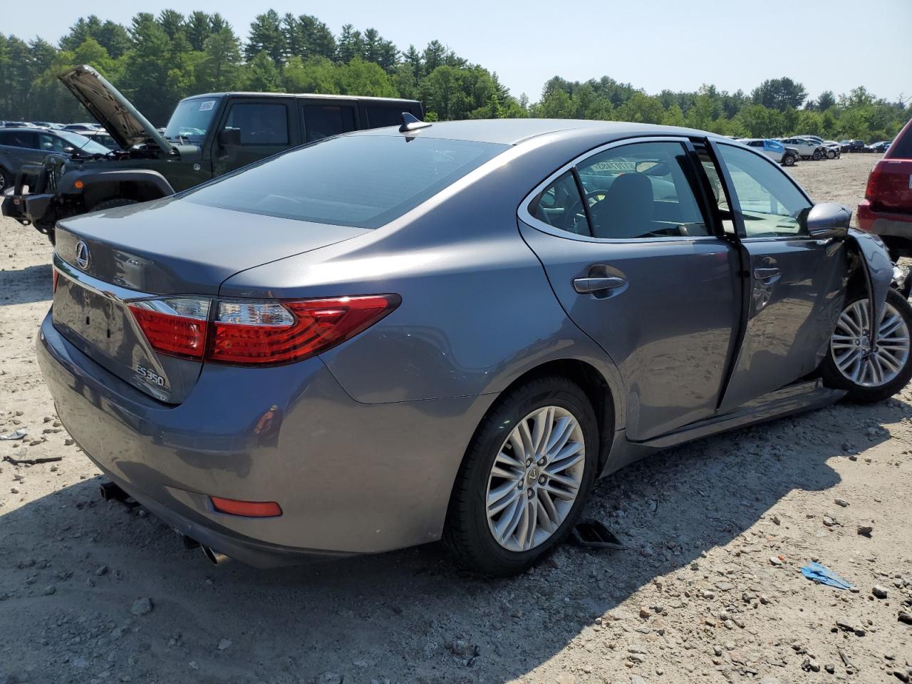 Photo 2 VIN: JTHBK1GG3D2029562 - LEXUS ES 