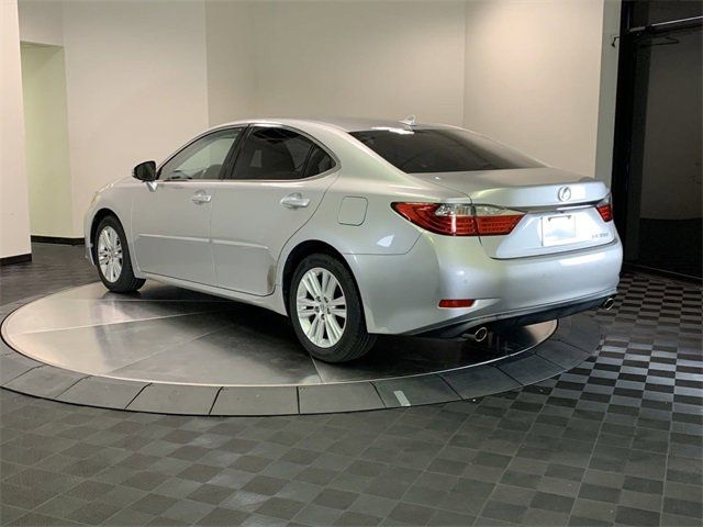 Photo 4 VIN: JTHBK1GG3D2046782 - LEXUS ES 350 