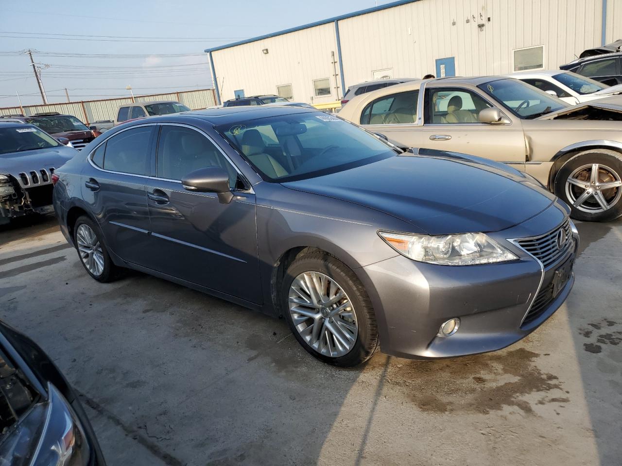 Photo 3 VIN: JTHBK1GG3D2066658 - LEXUS ES 