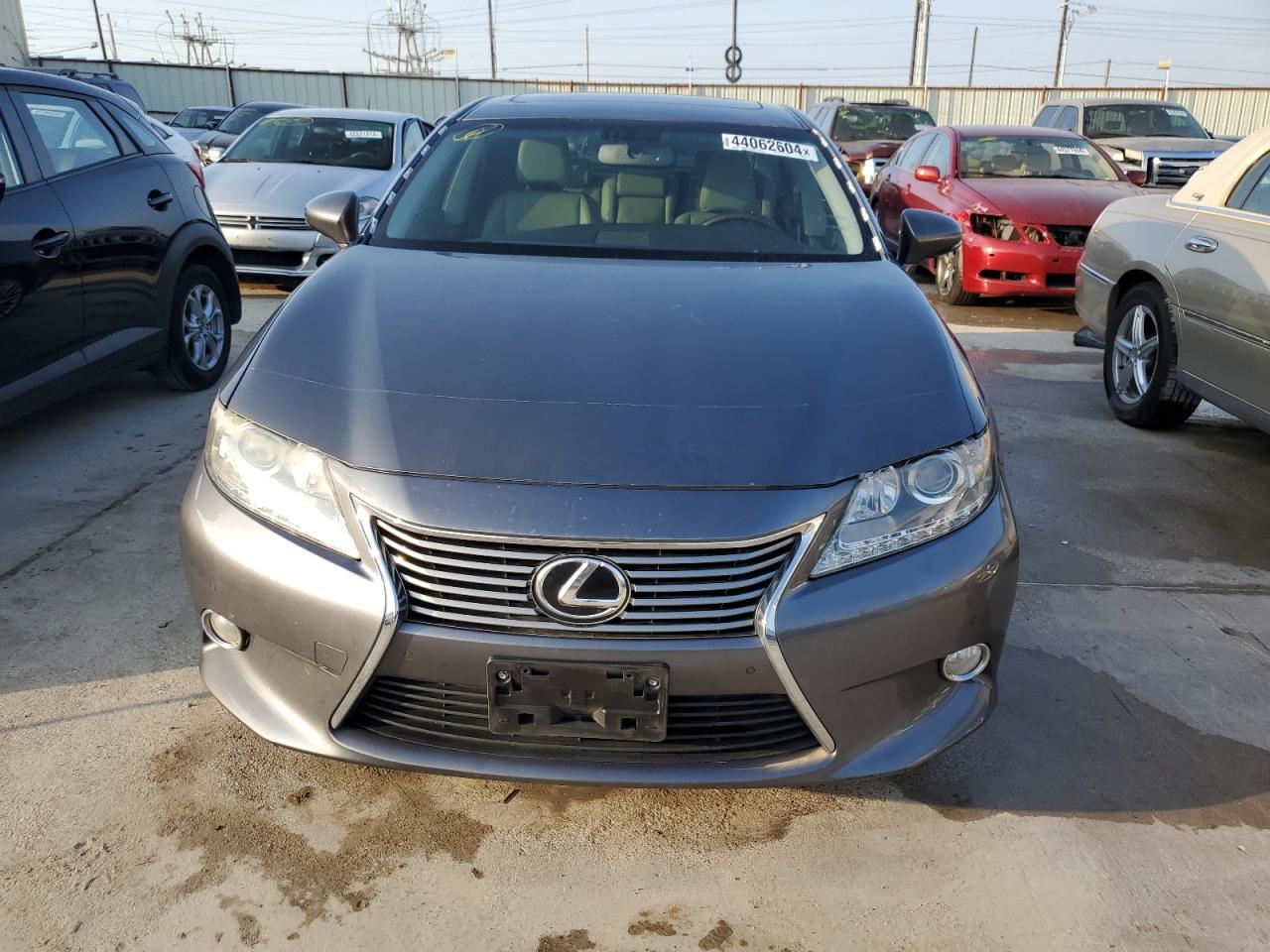 Photo 4 VIN: JTHBK1GG3D2066658 - LEXUS ES 