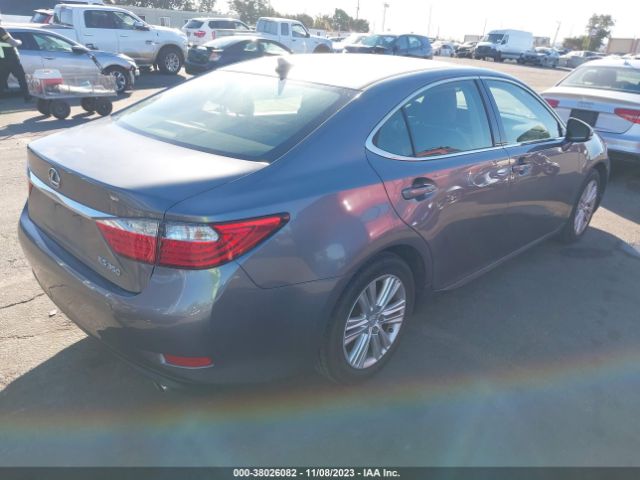 Photo 3 VIN: JTHBK1GG3E2142705 - LEXUS ES 350 