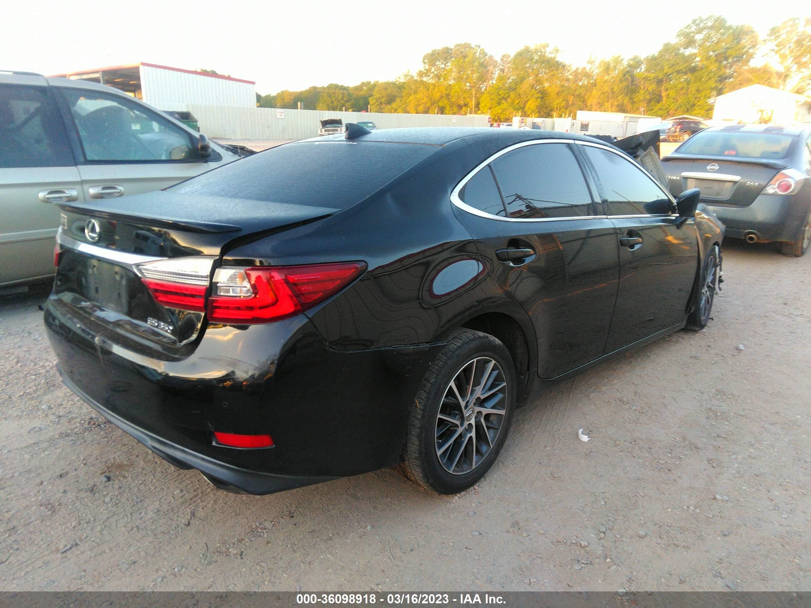 Photo 3 VIN: JTHBK1GG3G2225439 - LEXUS ES 350 