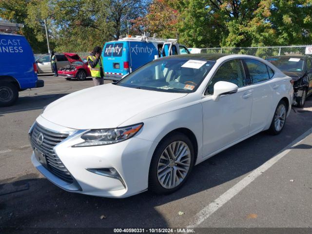 Photo 5 VIN: JTHBK1GG3G2227109 - LEXUS ES 