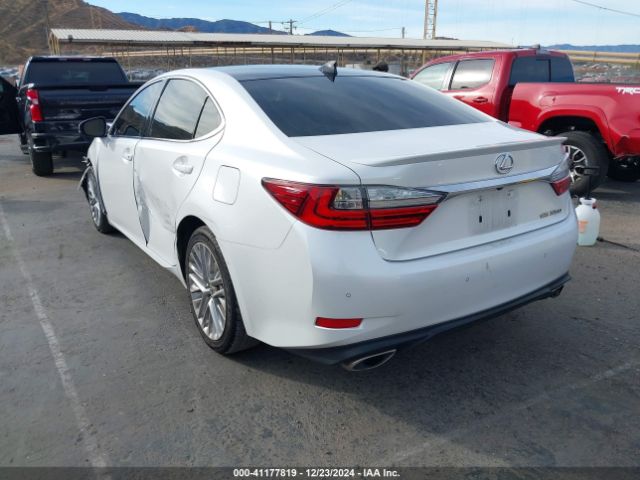 Photo 2 VIN: JTHBK1GG3G2243424 - LEXUS ES 